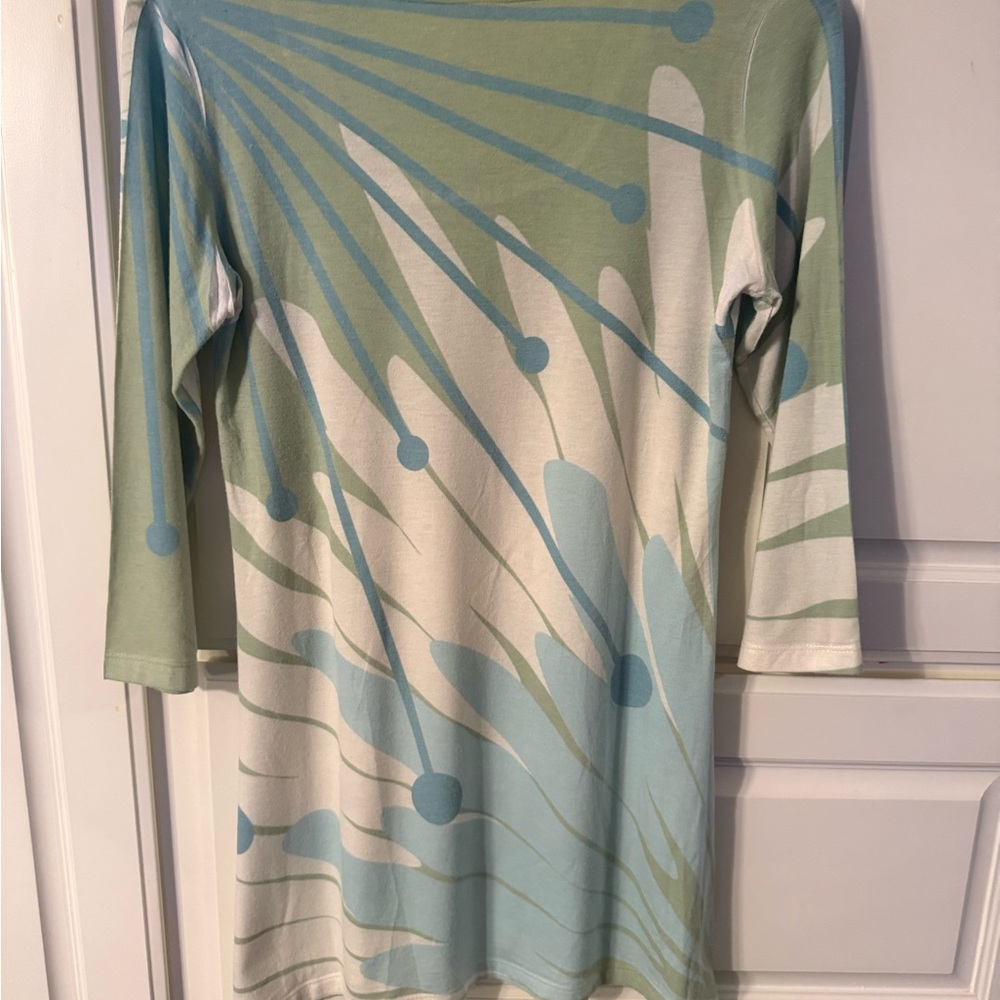 Floral Print Green, white and Blue Women's Top Before + Again size small - Picture 4 of 5